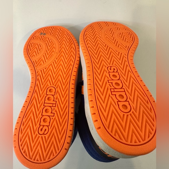 Adidas Kids High Top Sneakers Size 5 Blue Orange – NWT - Picture 4 of 4